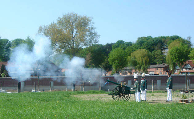 Kanone Elbwiesen Schuss