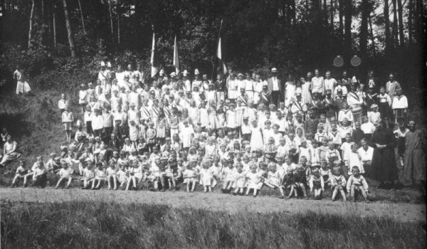 Großes Gruppenbild - Kinderschützenfest 1931